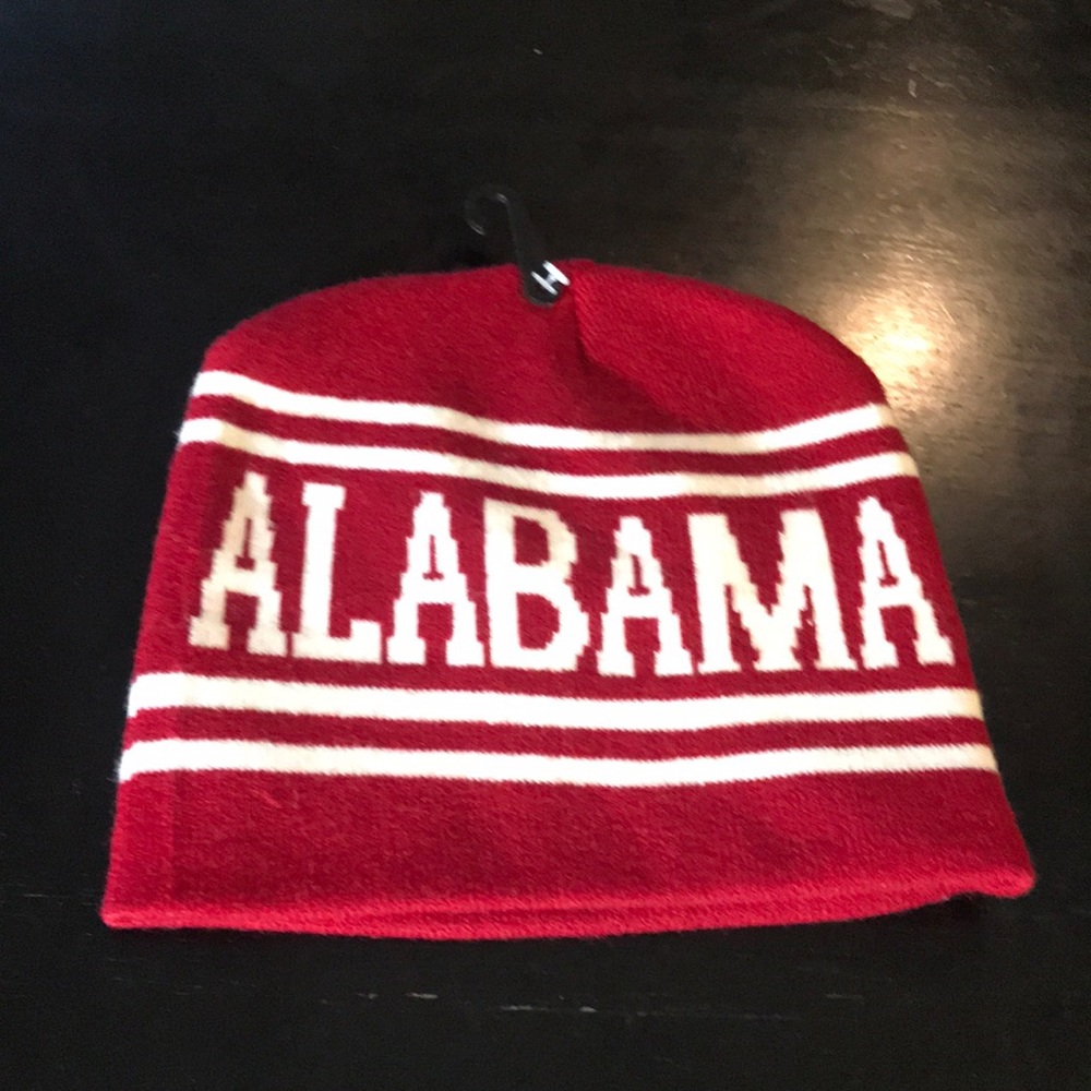 NWOT One Size Red Alabama Knit Hat 🏈
